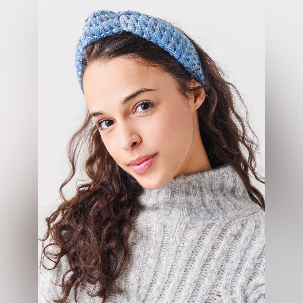 Lele Sadoughi Knitted & Knotted Headband in Blue